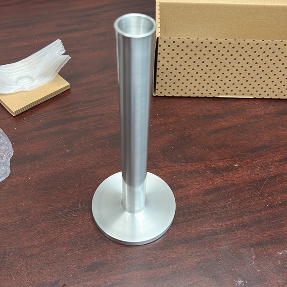 Alessi CANDLESTICK
PZ02
$110.00
Design: Peter Zumthor - Picture 8 of 17